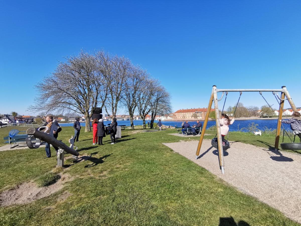 Ditlevs Apartment Sonderborg Bagian luar foto
